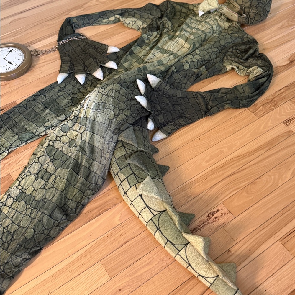 ❌SOLD❌Men's crocodile 🐊 Costume - Peter Pan - Picture 4 of 12